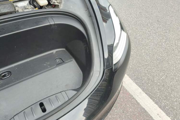 Used Tesla Model 3 2019 Standard Range Rear-Wheel Drive Upgraded Version (60 kWh) Engine Bay Left
