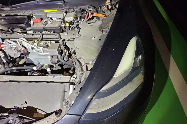 Used Tesla Model 3 2019 Standard Range Rear-Drive Upgraded Version Engine Bay Left