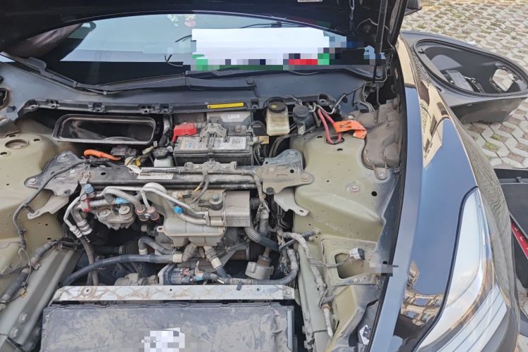 Used Tesla Model 3 2019 Long-Range All-Wheel-Drive Version Engine Bay Left