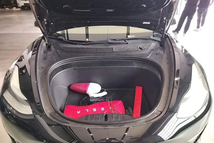 Used Tesla Model 3 2019 Long-Range All-Wheel-Drive Version Engine Bay