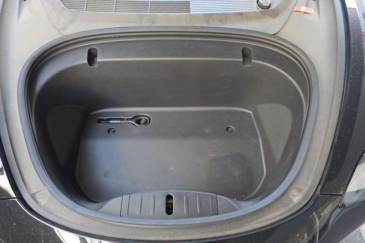 Used Tesla Model 3 2019 Standard Range Rear-Drive Upgraded Version Engine Bay