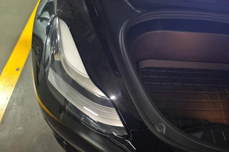 Used Tesla Model 3 2019 Long-Range Rear-Wheel-Drive Version Engine Bay Right