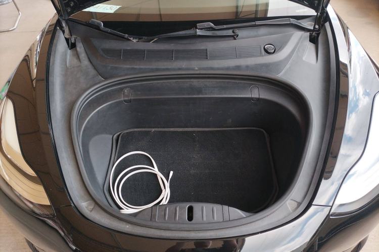Used Tesla Model 3 2019 Long-Range Rear-Wheel-Drive Version Engine Bay