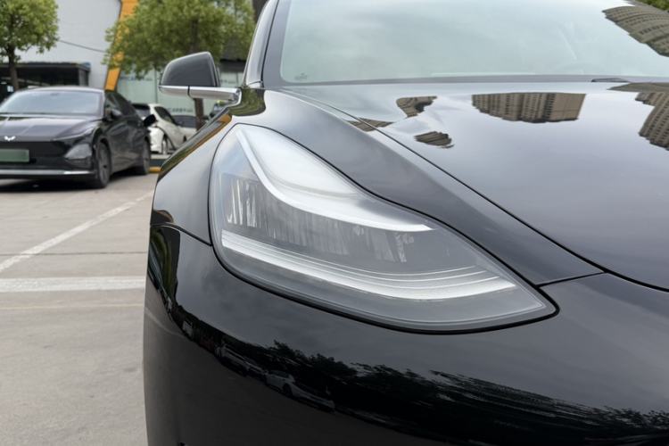 Used Tesla Model 3 2019 Long-Range Rear-Wheel-Drive Version Exterior 1