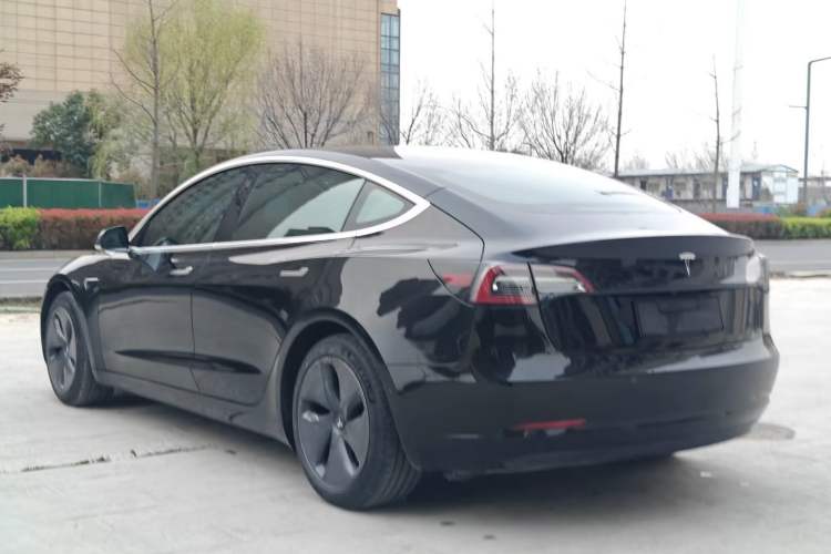 Used Tesla Model 3 2019 Standard Range Rear-Drive Upgraded Version Exterior 2