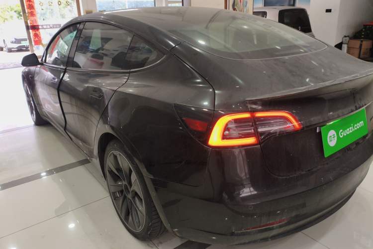 Used Tesla Model 3 2019 Performance High-Performance All-Wheel-Drive Version Exterior 2