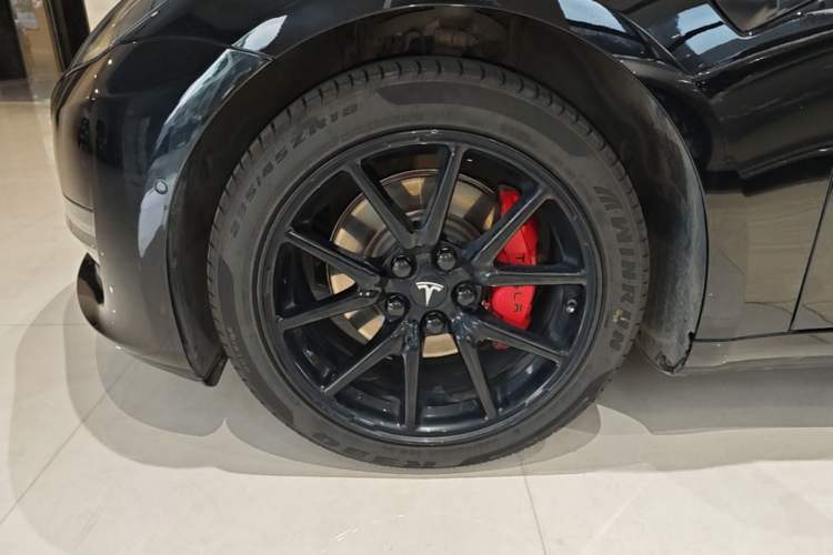 Used Tesla Model 3 2019 Long-Range All-Wheel-Drive Version Exterior 2