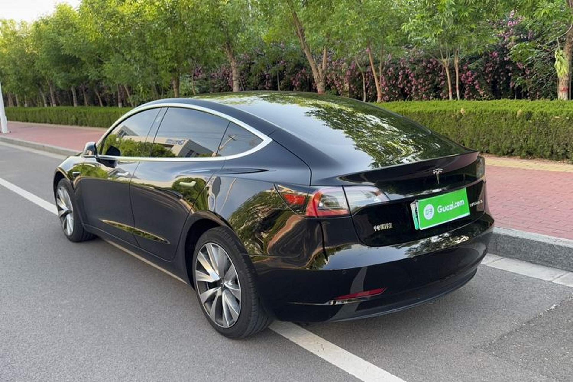 Used Tesla Model 3 2019 Standard Range Rear-Drive Upgraded Version Exterior 3