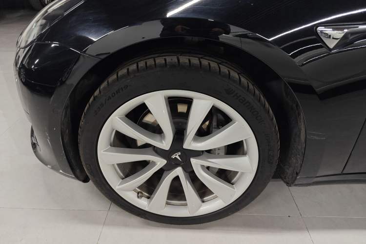 Used Tesla Model 3 2019 Standard Range Rear-Drive Upgraded Version Exterior 3