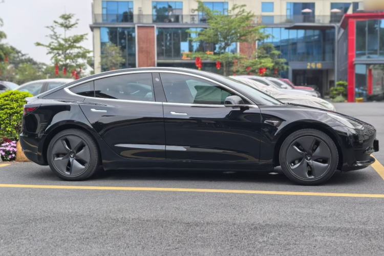 Used Tesla Model 3 2019 Standard Range Rear-Drive Upgraded Version Exterior 3