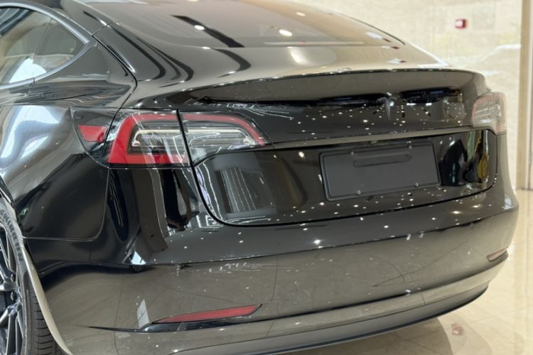 Used Tesla Model 3 2019 Long-Range All-Wheel-Drive Version Exterior 3