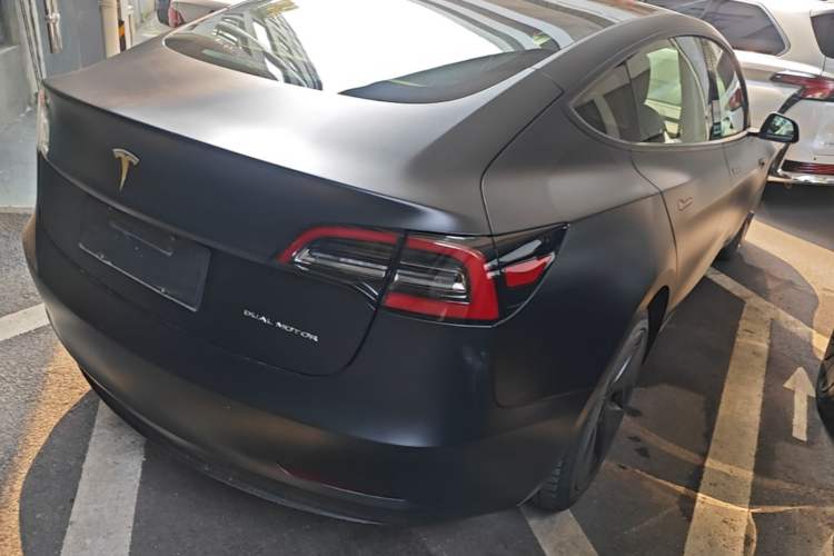 Used Tesla Model 3 2019 Long-Range All-Wheel-Drive Version Exterior 3