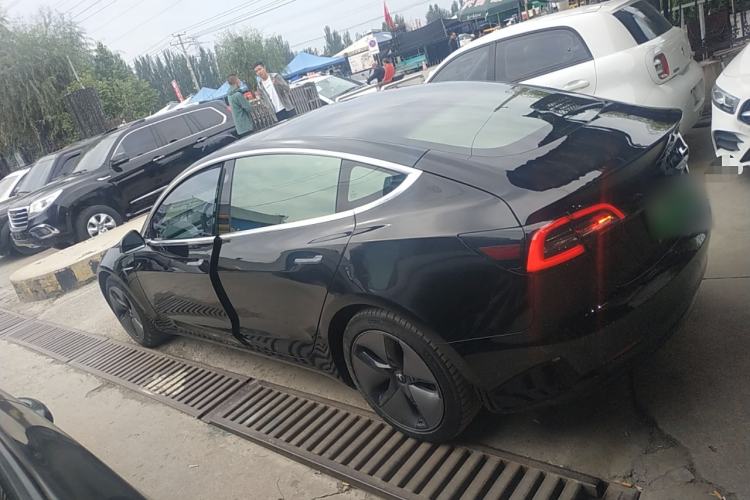 Used Tesla Model 3 2019 Long-Range All-Wheel-Drive Version Exterior 3