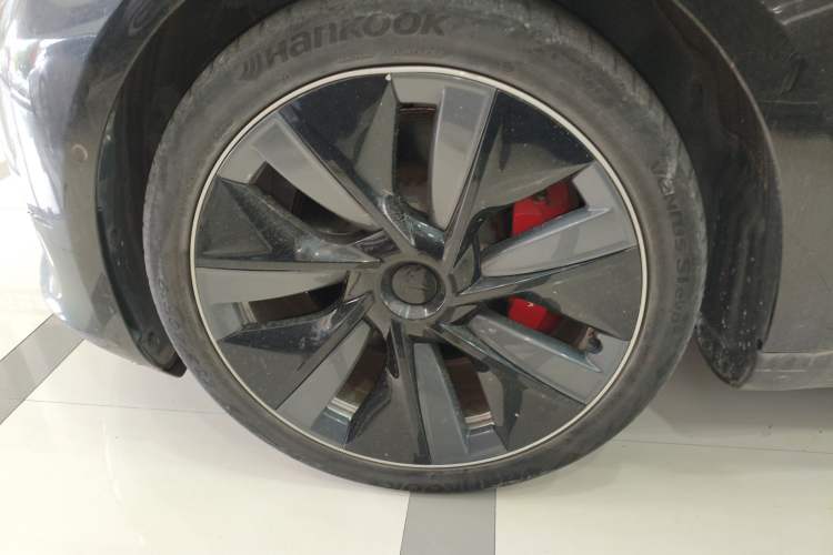 Used Tesla Model 3 2019 Performance High-Performance All-Wheel-Drive Version Exterior 4