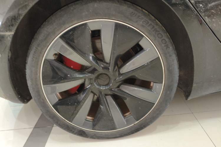 Used Tesla Model 3 2019 Performance High-Performance All-Wheel-Drive Version Exterior 5
