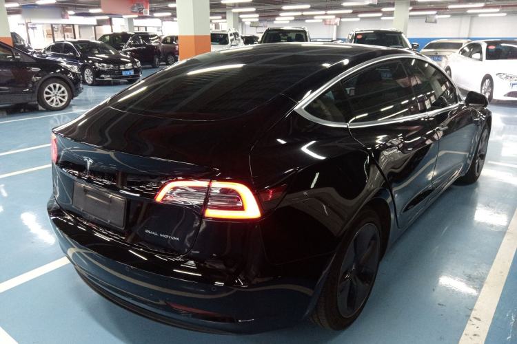 Used Tesla Model 3 2019 Long-Range All-Wheel-Drive Version Exterior 5