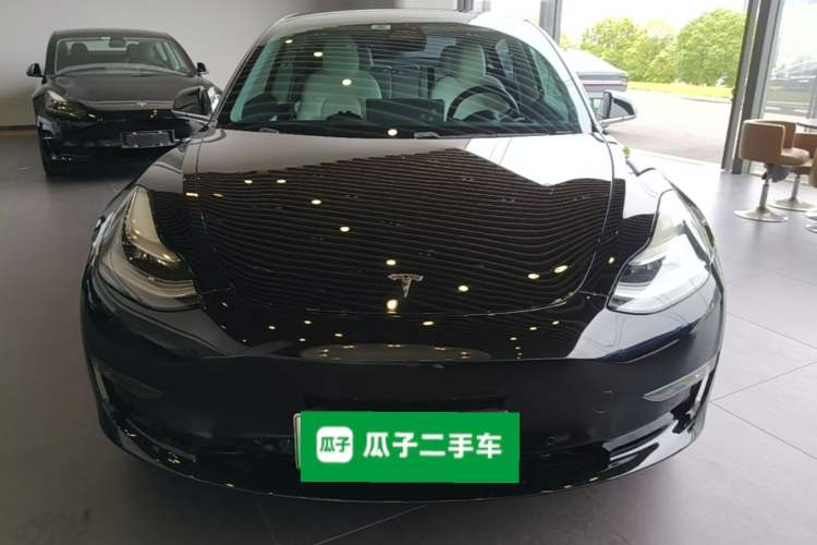Used Tesla Model 3 2019 Long-Range All-Wheel-Drive Version Front
