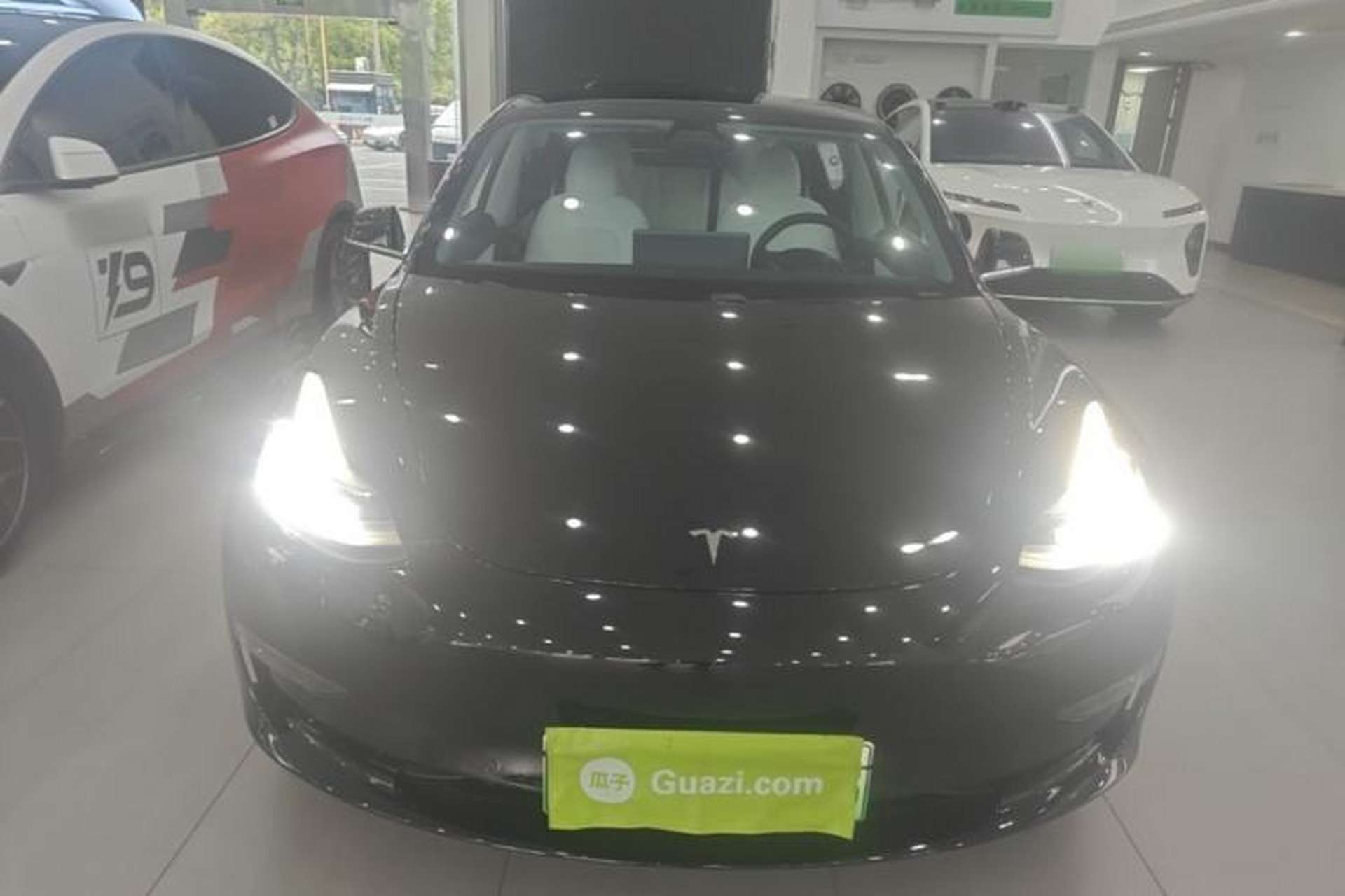 Used Tesla Model 3 2019 Long-Range All-Wheel-Drive Version Front