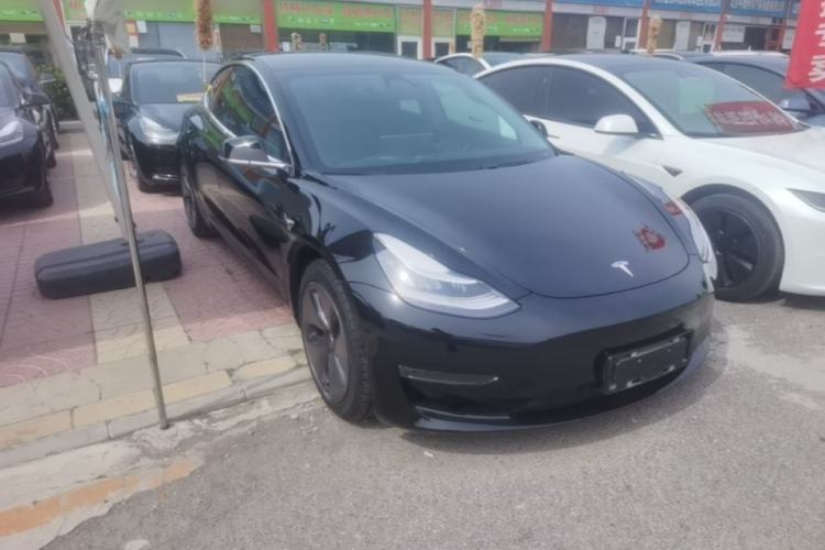 Used Tesla Model 3 2019 Long-Range All-Wheel-Drive Version Front Right 45 Deg