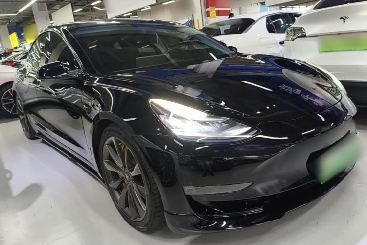 Used Tesla Model 3 2019 Long-Range All-Wheel-Drive Version Front Right 45 Deg