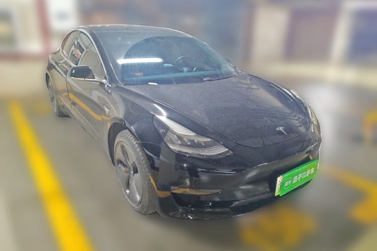 Used Tesla Model 3 2019 Long-Range Rear-Wheel-Drive Version Front Right 45 Deg