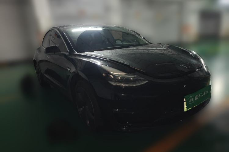 Used Tesla Model 3 2019 Long-Range Rear-Wheel-Drive Version Front Right 45 Deg