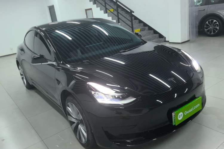Used Tesla Model 3 2019 Standard Range Rear-Drive Upgraded Version Front Right 45 Deg
