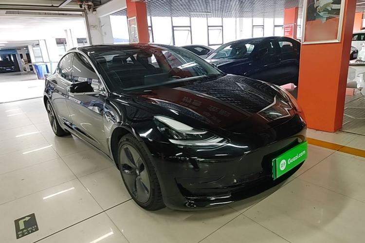 Used Tesla Model 3 2019 Standard Range Rear-Drive Upgraded Version Front Right 45 Deg