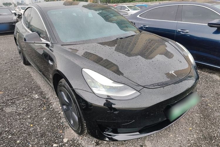 Used Tesla Model 3 2019 Standard Range Rear-Drive Upgraded Version Front Right 45 Deg