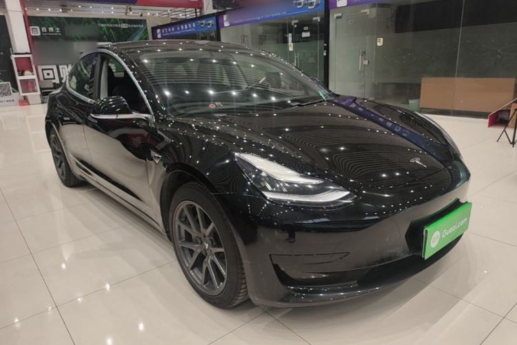 Used Tesla Model 3 2019 Standard Range Rear-Drive Upgraded Version Front Right 45 Deg