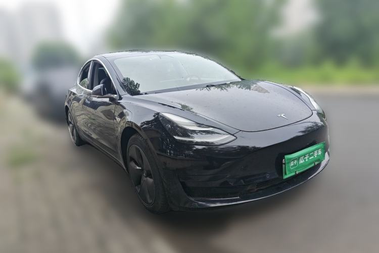 Used Tesla Model 3 2019 Standard Range Rear-Drive Upgraded Version Front Right 45 Deg