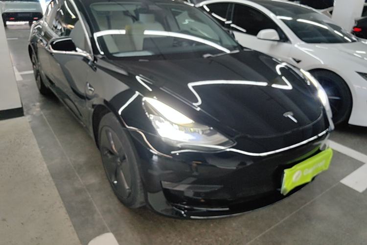 Used Tesla Model 3 2019 Long-Range All-Wheel-Drive Version Front Right 45 Deg