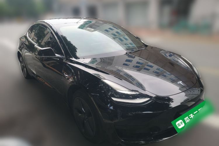 Used Tesla Model 3 2019 Standard Range Rear-Drive Upgraded Version Front Right 45 Deg