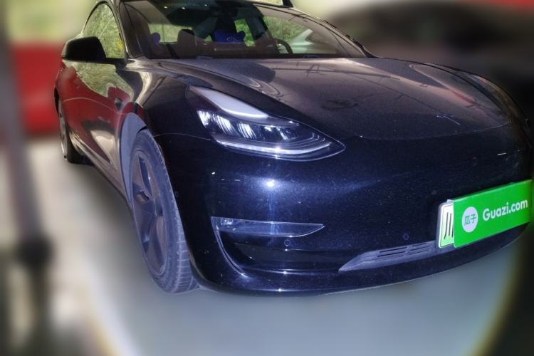Used Tesla Model 3 2019 Long-Range Rear-Wheel-Drive Version Front Right 45 Deg