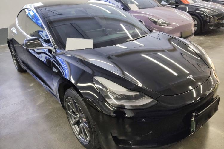 Used Tesla Model 3 2019 Standard Range Rear-Drive Upgraded Version Front Right 45 Deg