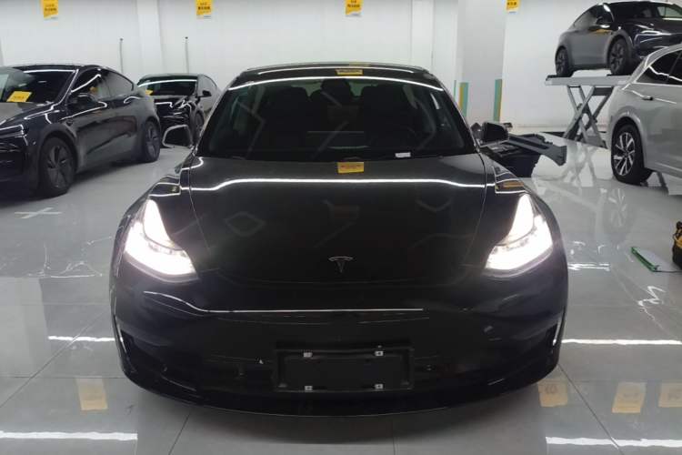 Used Tesla Model 3 2019 Long-Range Rear-Wheel-Drive Version Front