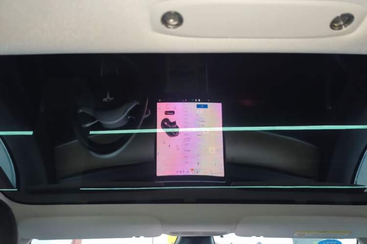 Used Tesla Model 3 2019 Long-Range Rear-Wheel-Drive Version Headliner