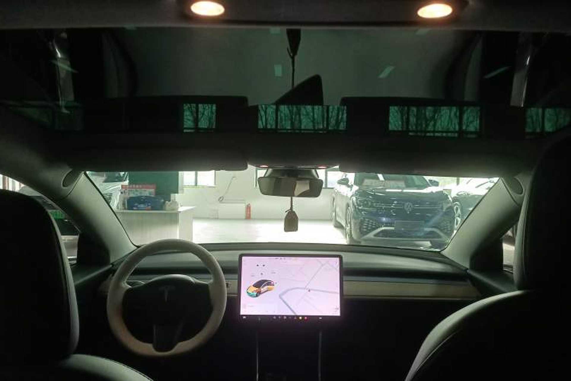 Used Tesla Model 3 2019 Long-Range Rear-Wheel-Drive Version Headliner