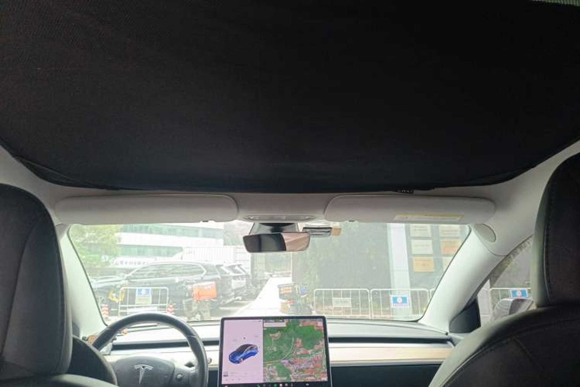 Used Tesla Model 3 2019 Long-Range All-Wheel-Drive Version Headliner