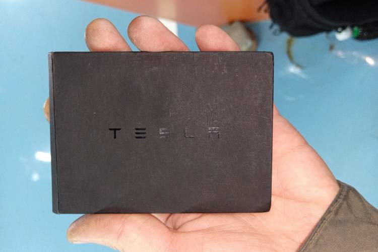 Used Tesla Model 3 2019 Long-Range All-Wheel-Drive Version Interior 1