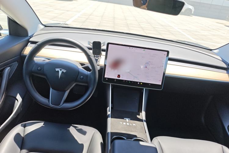 Used Tesla Model 3 2019 Standard Range Rear-Drive Upgraded Version Interior 1