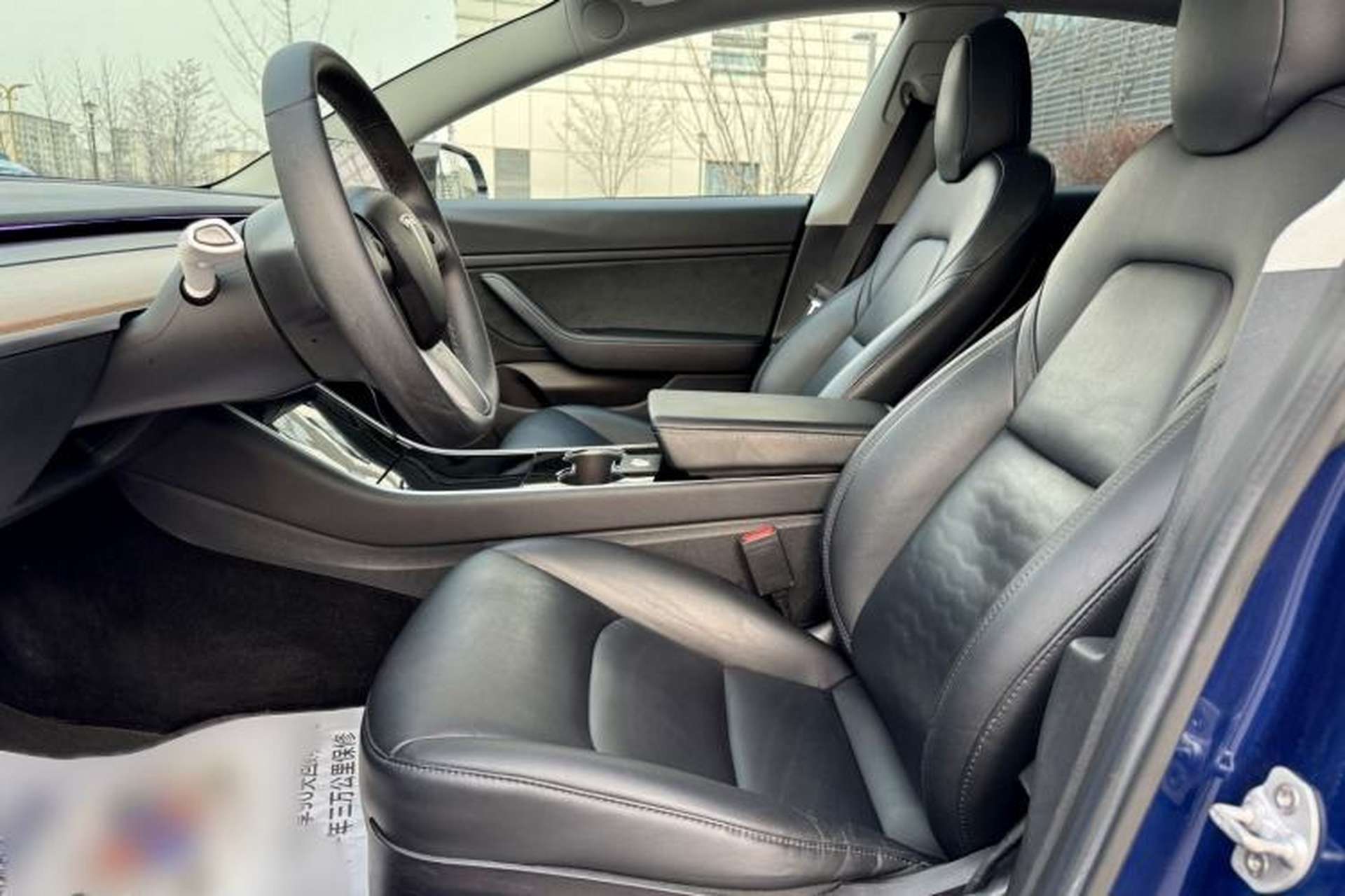 Used Tesla Model 3 2019 Standard Range Rear-Wheel Drive Upgraded Version (52 kWh) Interior 2