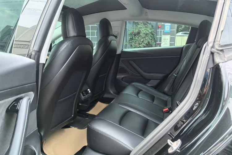 Used Tesla Model 3 2019 Standard Range Rear-Drive Upgraded Version Interior 4