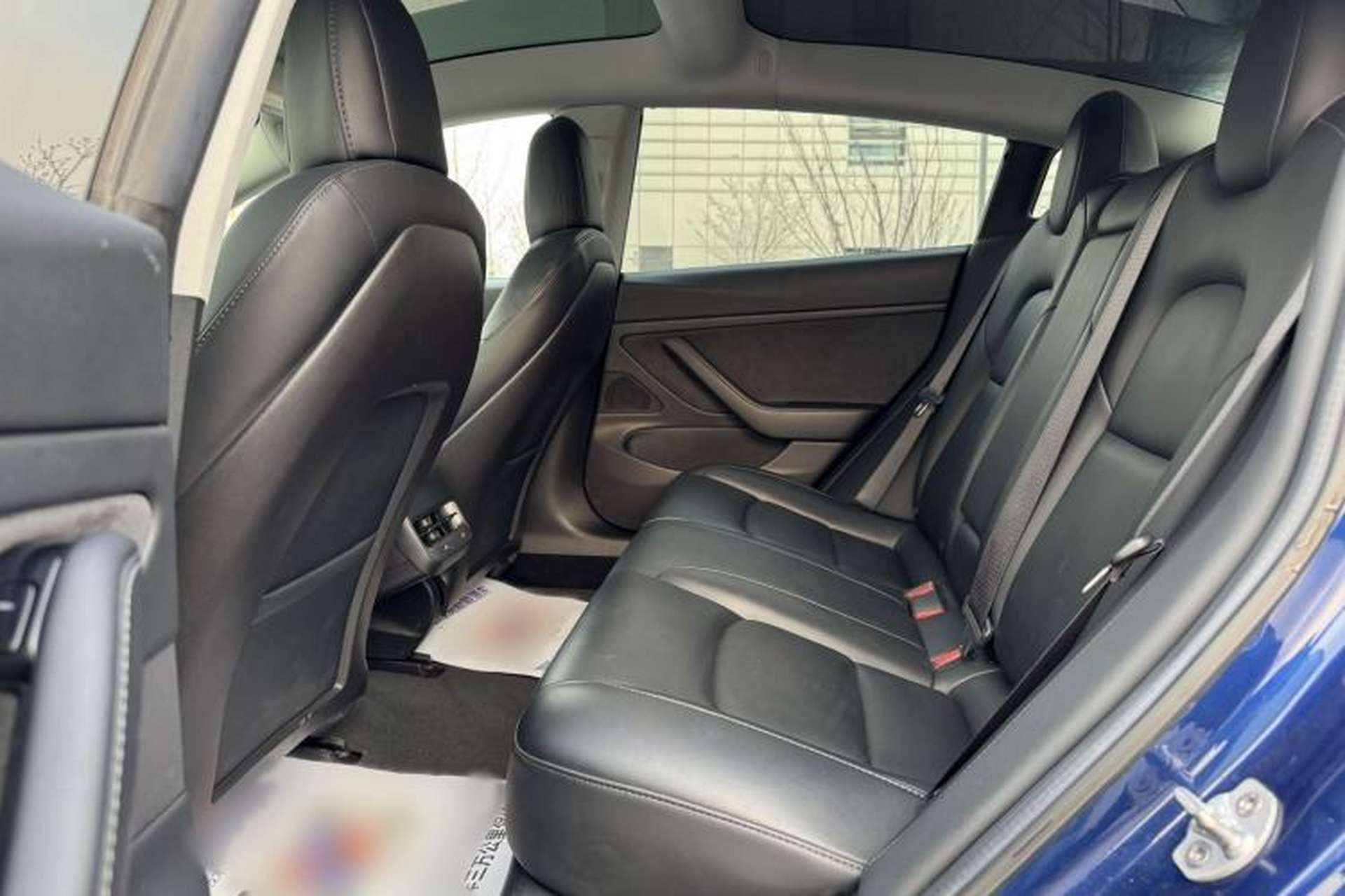 Used Tesla Model 3 2019 Standard Range Rear-Wheel Drive Upgraded Version (52 kWh) Interior 5