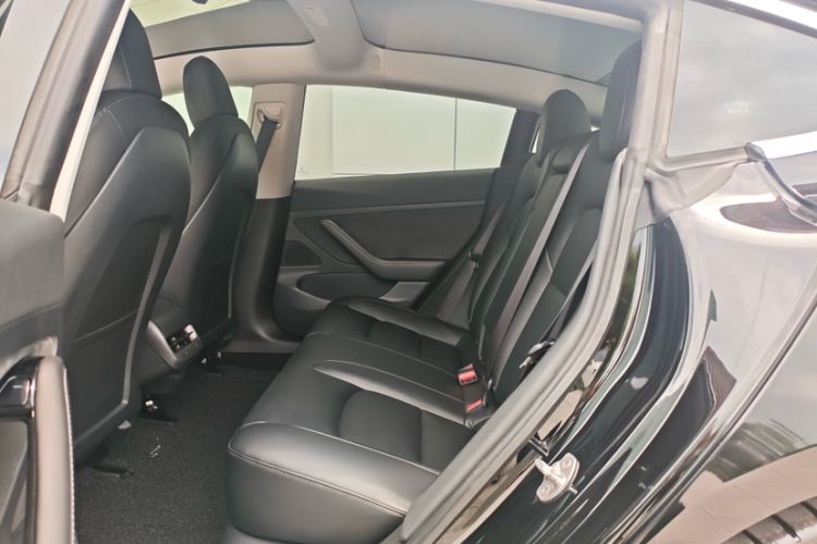 Used Tesla Model 3 2019 Standard Range Rear-Drive Upgraded Version Interior 7