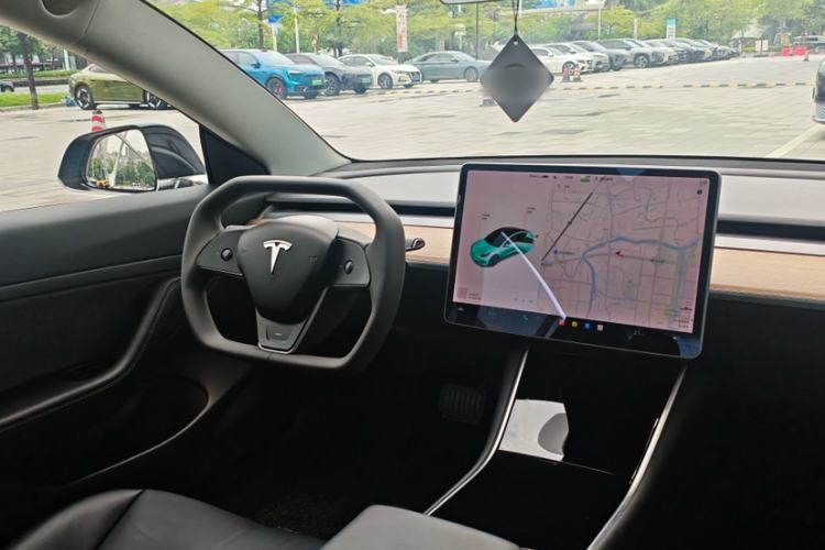 Used Tesla Model 3 2019 Standard Range Rear-Drive Upgraded Version Interior 9