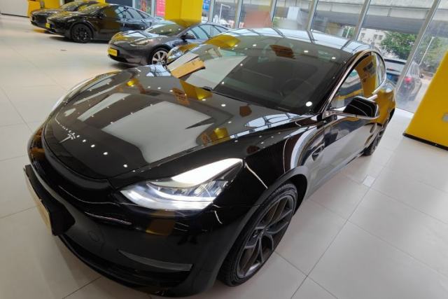 Used Tesla Model 3 2019 Long-Range All-Wheel-Drive Version