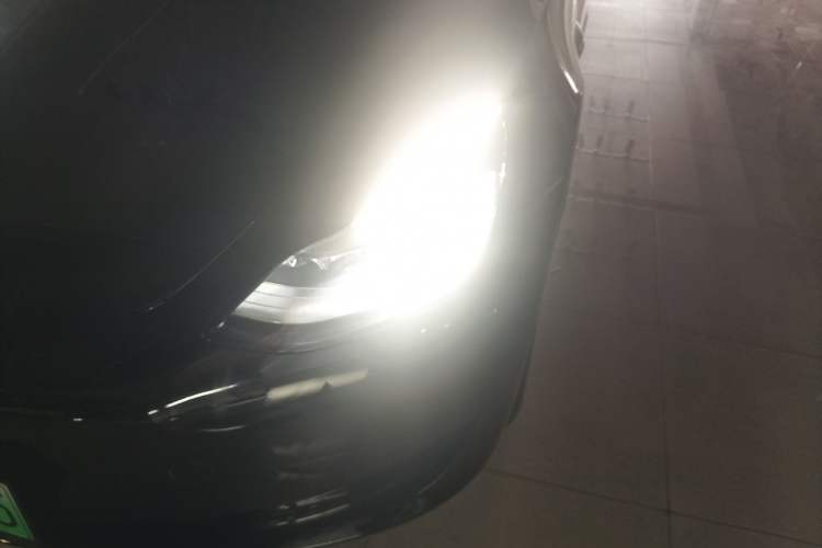 Used Tesla Model 3 2019 Standard Range Rear-Drive Upgraded Version Left Front Headlight