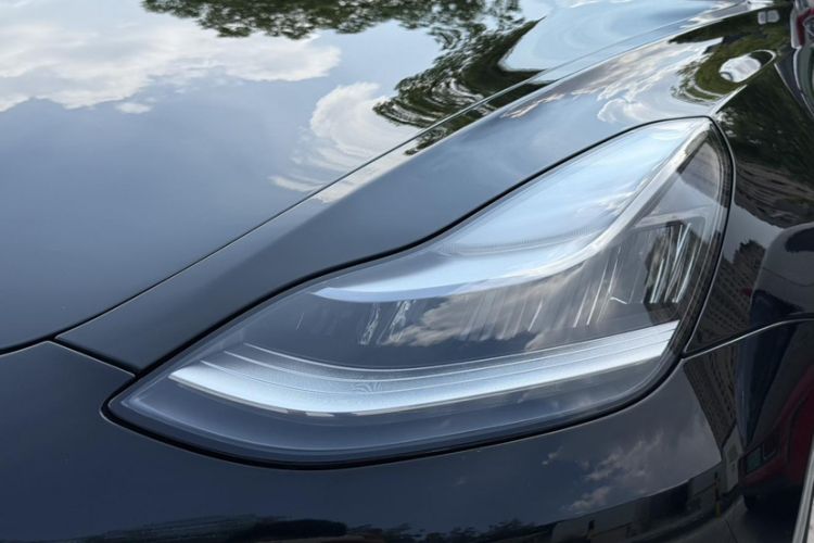 Used Tesla Model 3 2019 Long-Range Rear-Wheel-Drive Version Left Front Headlight