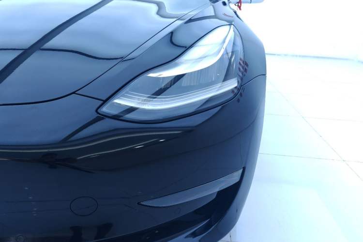 Used Tesla Model 3 2019 Long-Range All-Wheel-Drive Version Left Front Headlight